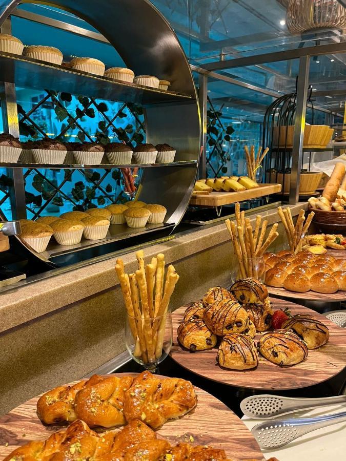 Holiday Inn Al Khobar - Corniche By Ihg Εξωτερικό φωτογραφία